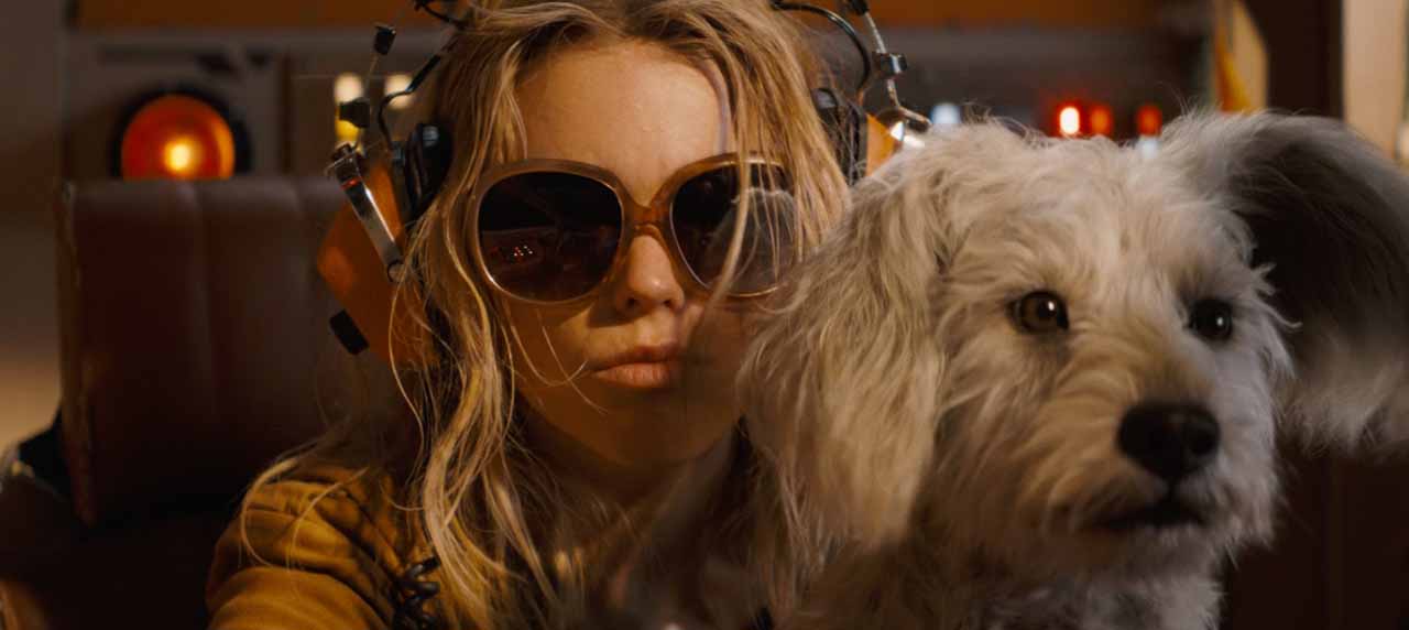 《超级少女》全新预告海报双发 纵横星际